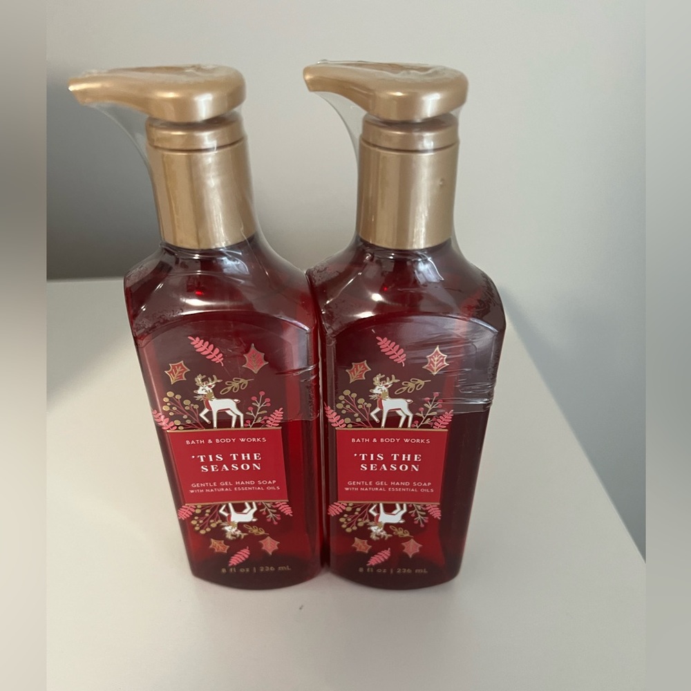 Bath and body works tis the season  brand new